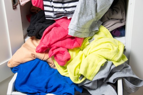 Benefits of decluttering with home clearance